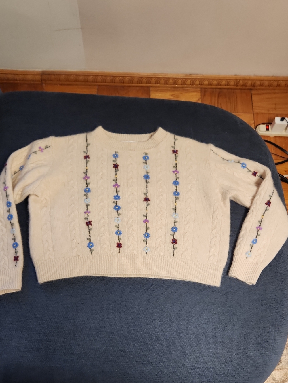 White + Warren Cream Cable Knit Sweater with Multicolor Floral Embroidery Size S